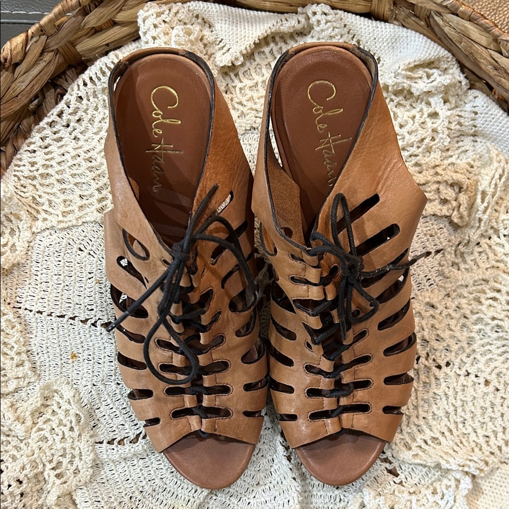 Cole Haan Nike Air Women's Tan Leather Lace up Wedge sandals. 5”. Size 10